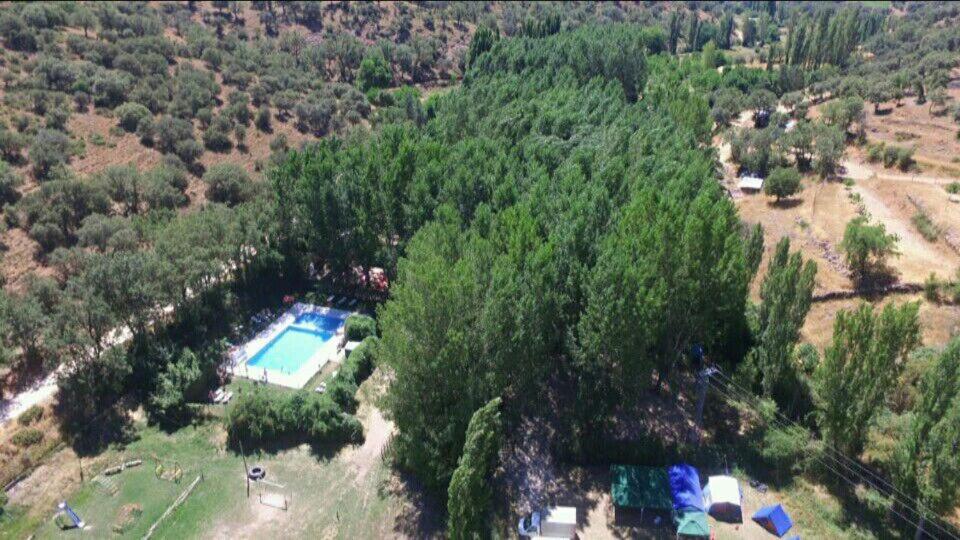 Cabanas Camping Sierra De Penascosa Buitenkant foto